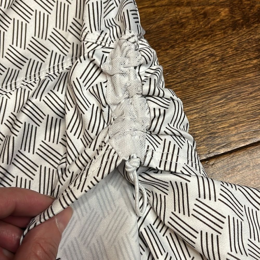 Lucky In Love Black and White Tennis Icon Ruche Skirt, size L - Picture 3 of 7